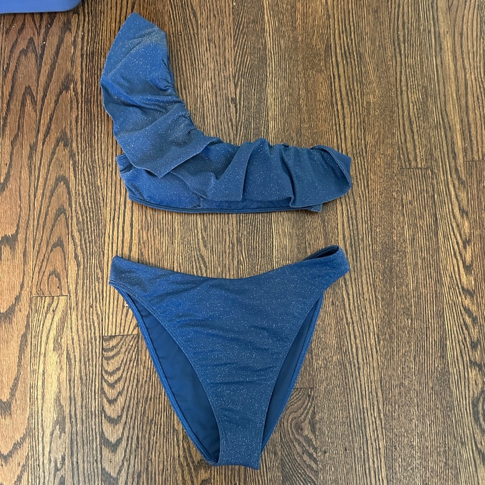 Abercrombie Shimmer One Shoulder Bikini (S Top, M Bottom)